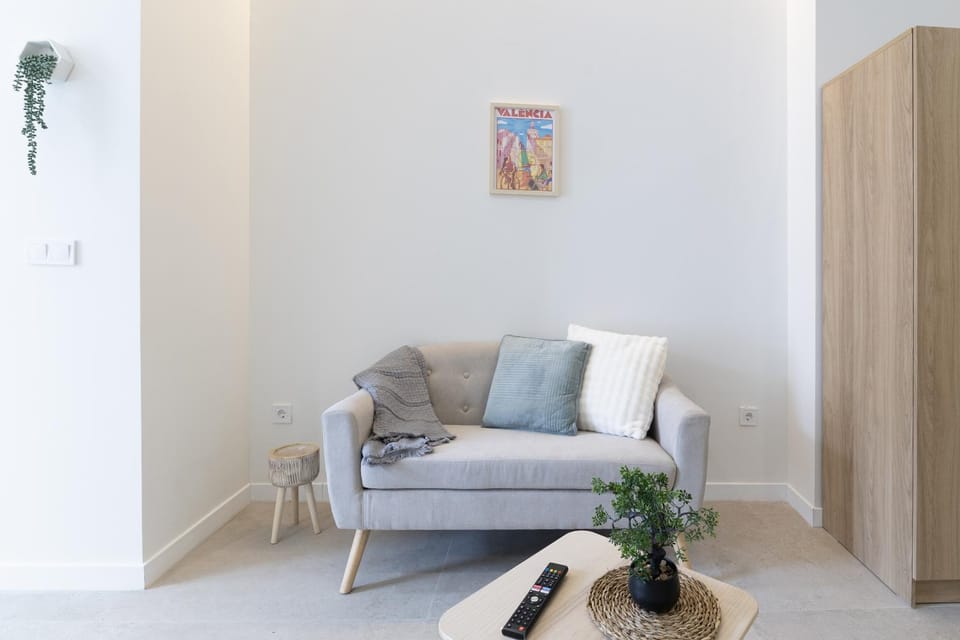Communal lounge/ TV room, Living room