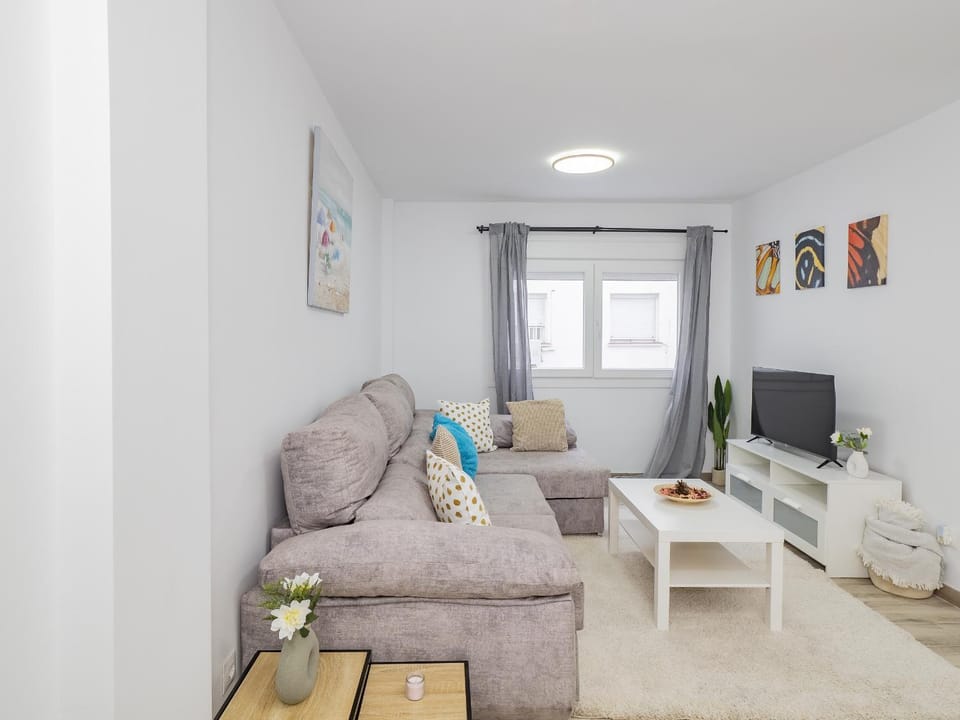 Communal lounge/ TV room, Living room