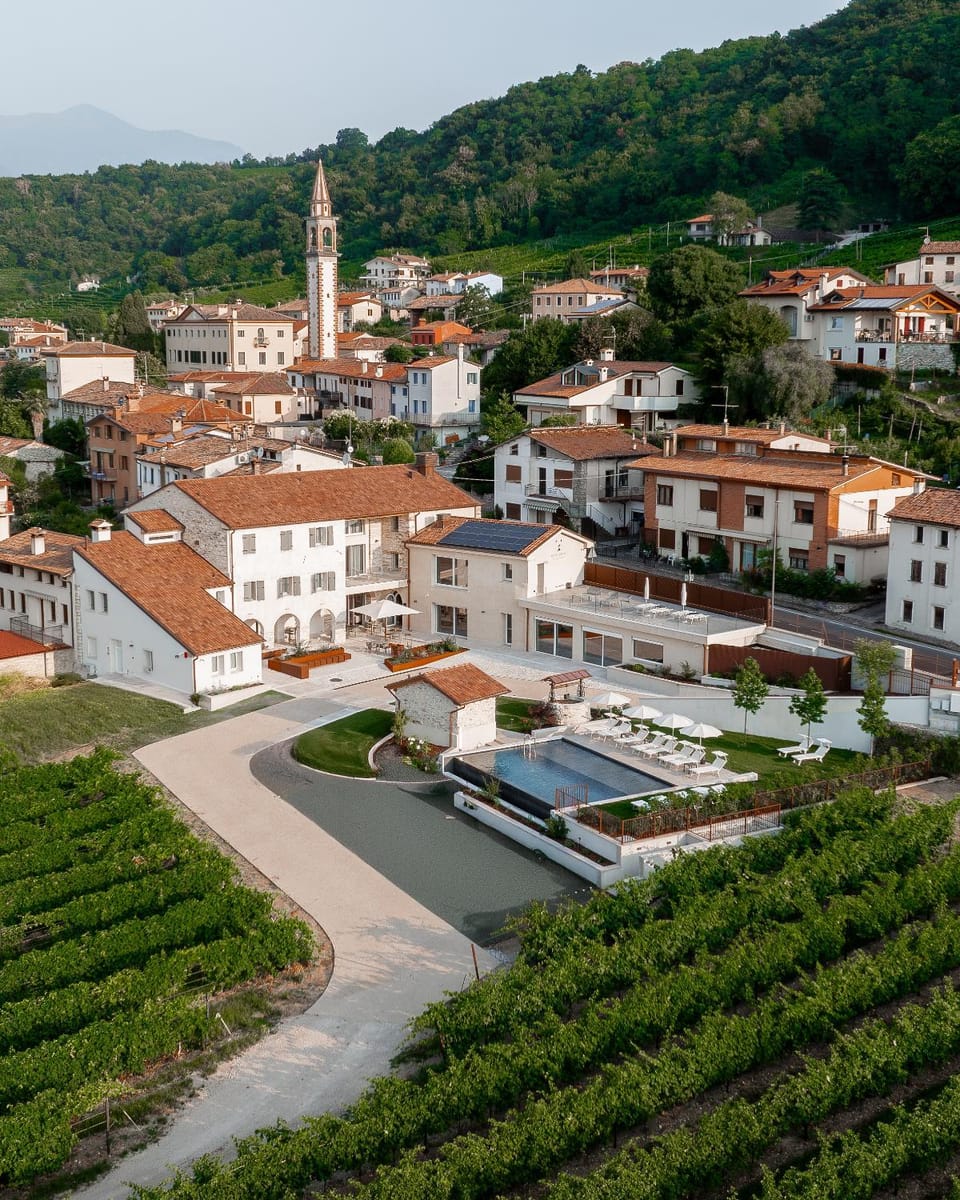Bird's eye view, City view, Inner courtyard view