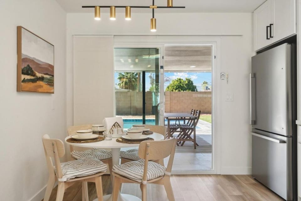 Patio, Dining area