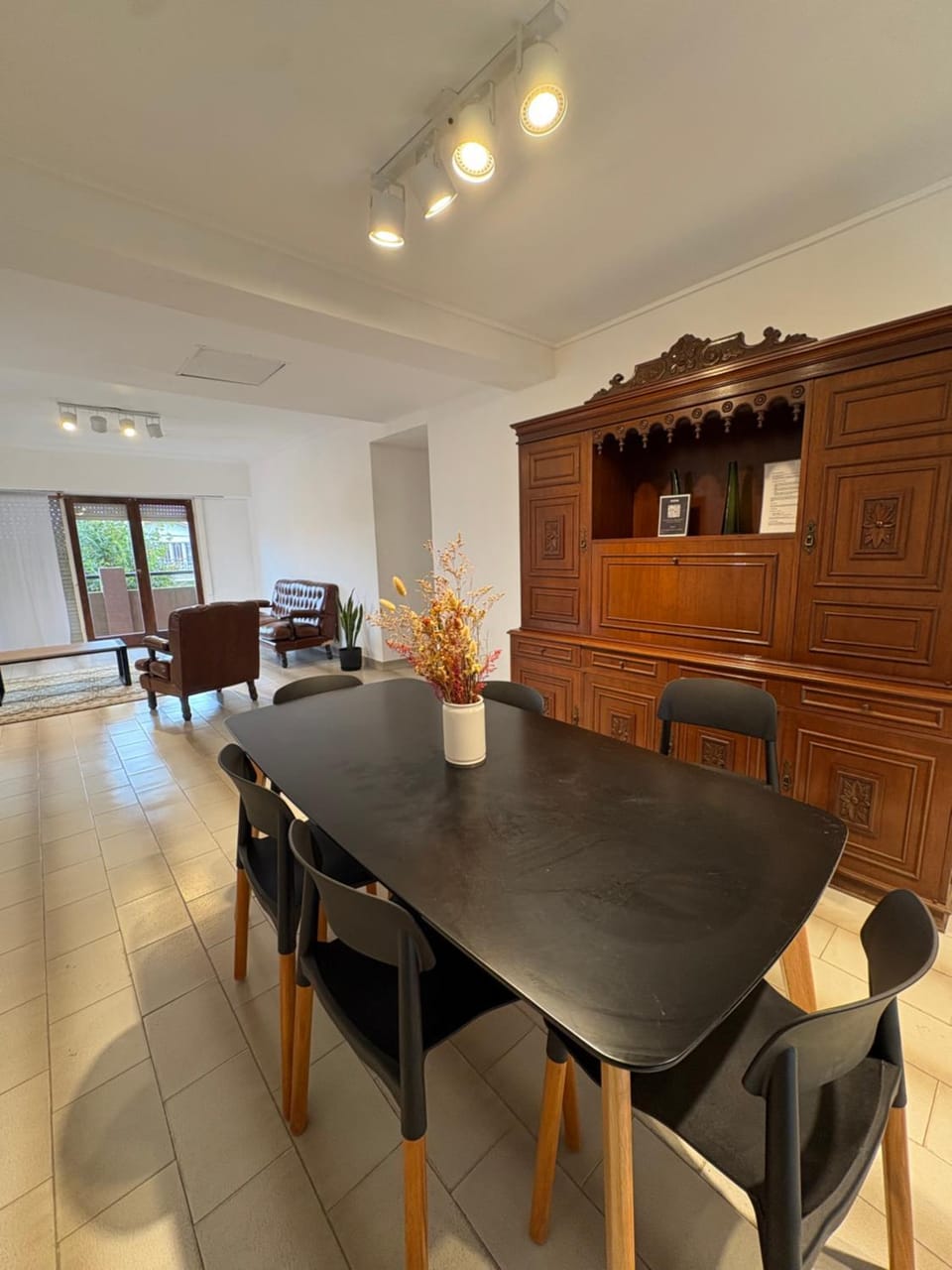 Living room, Seating area, Dining area