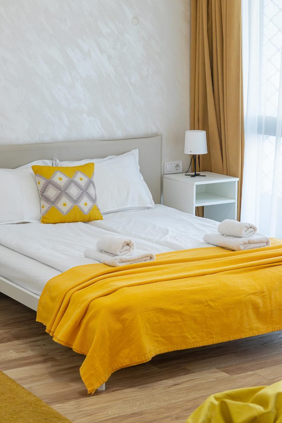 Bed, Photo of the whole room, Bedroom, towels