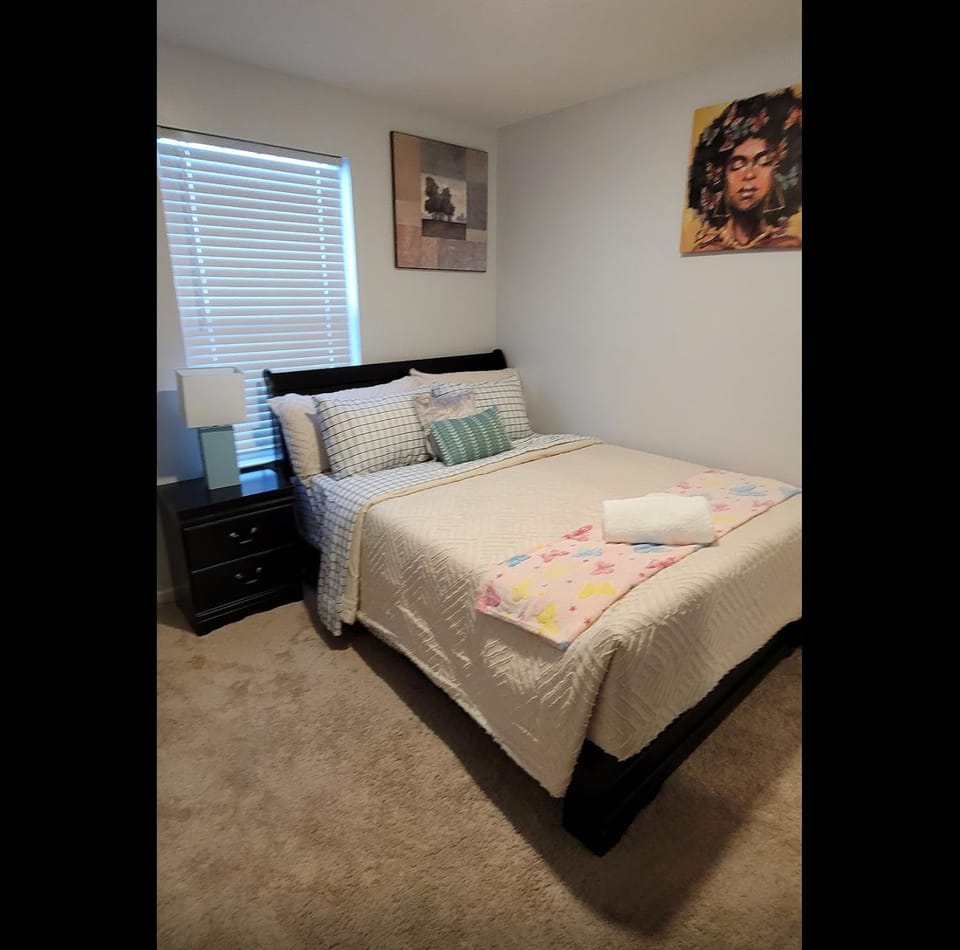 Merkuracore Home Vacation rental in Grove City