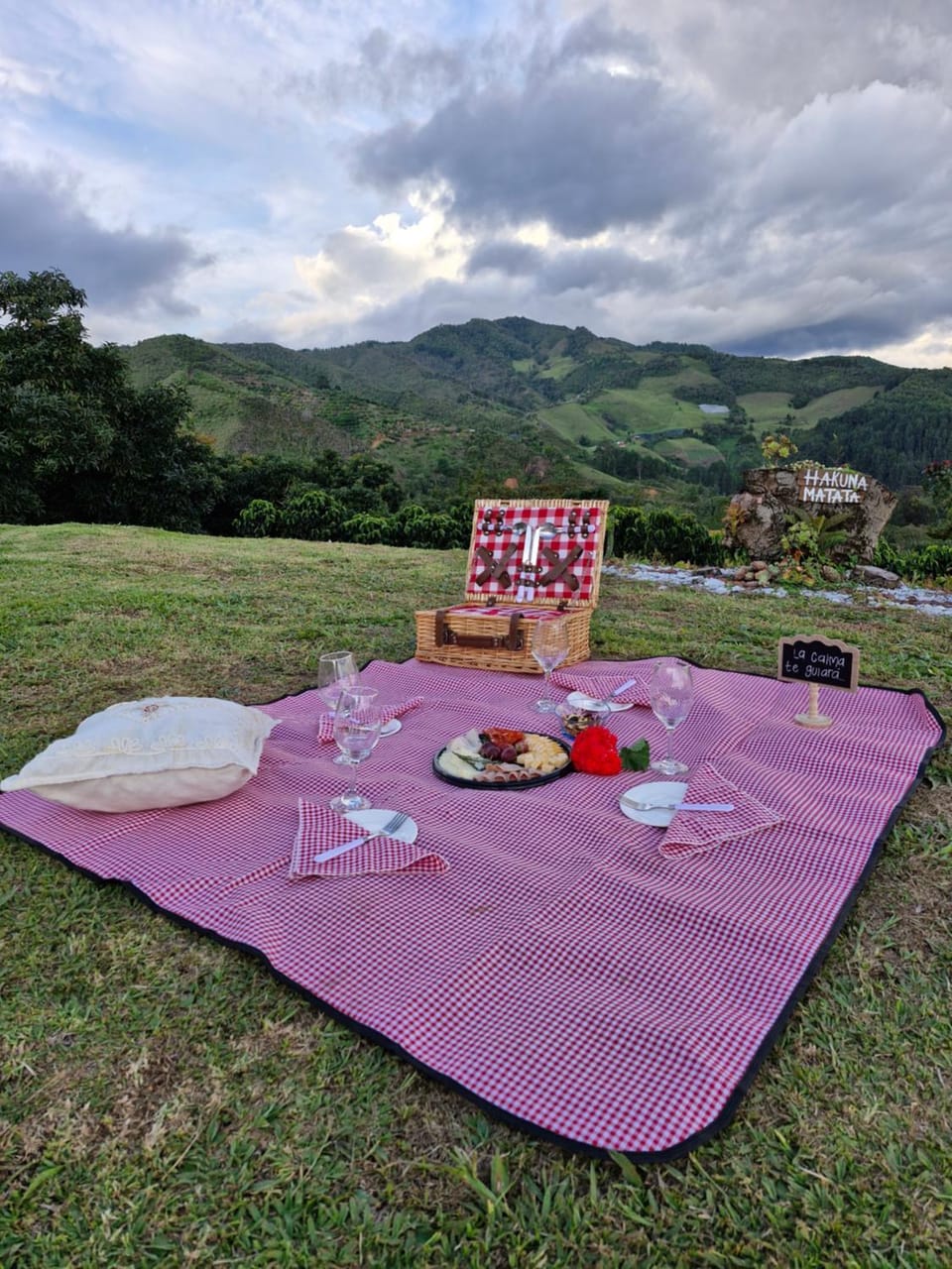 Natural landscape, Food, Mountain view