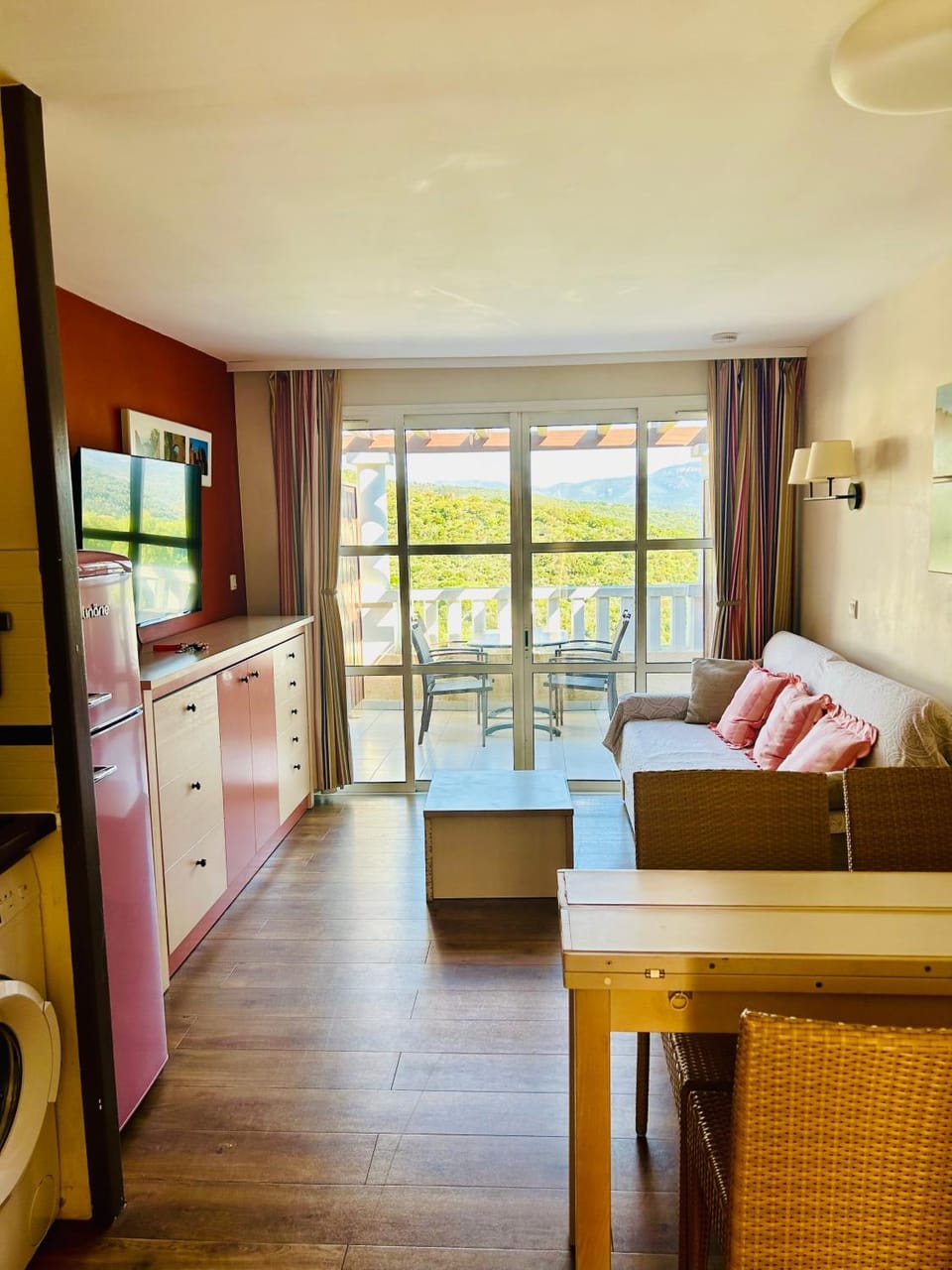 Cap Esterel - Duplex avec 2 terrasses dont une tropezienne, piscines et loisirs Apartment in Saint-Raphael