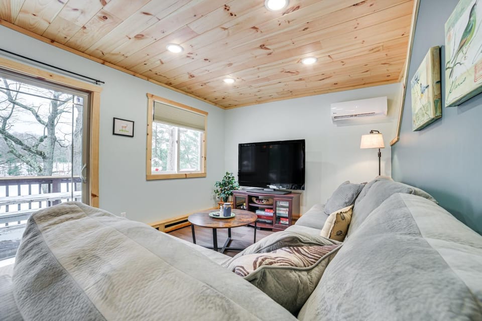 Lake Access & Dock: Remote Mio-Area Cottage House in Michigan