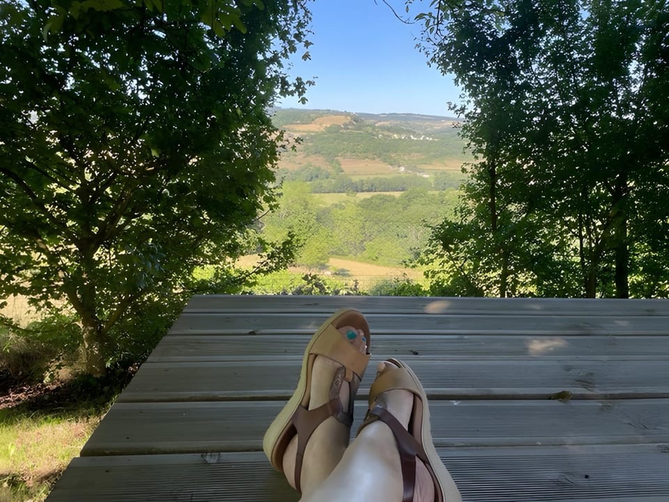 Tente Lodge avec vue sur l'Aubrac Campground/ 
RV Resort in Auvergne-Rhône-Alpes