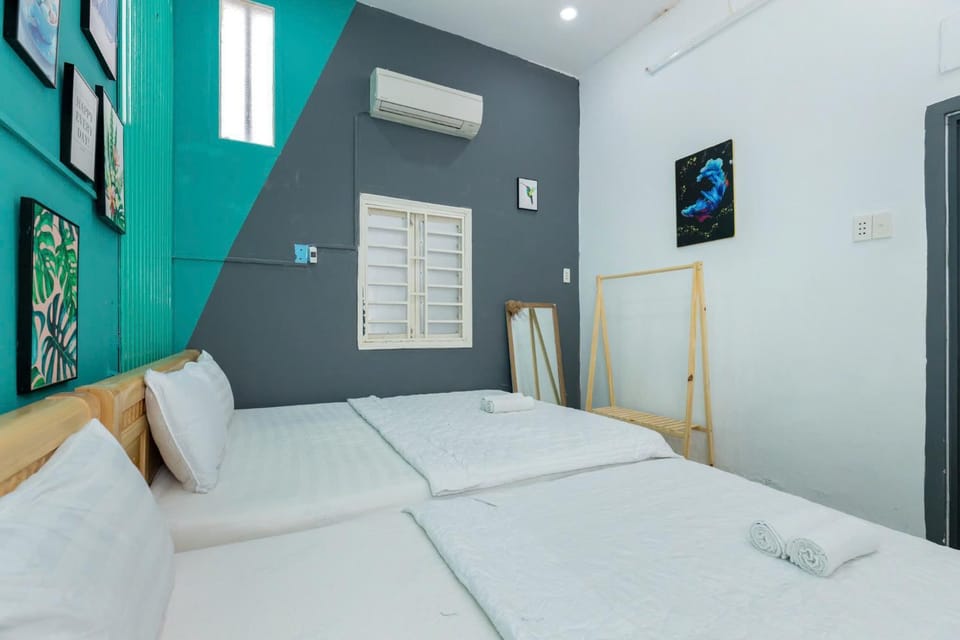 Bed, Nightclub / DJ, TV and multimedia, Photo of the whole room, Bedroom, air conditioner