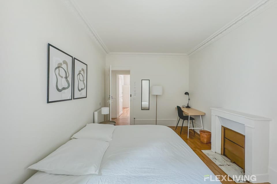 Flexliving - whole house - Hoche Apartment in Levallois-Perret