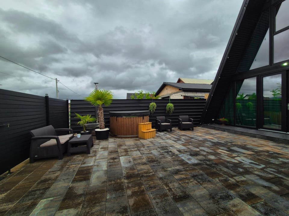 Inner courtyard view