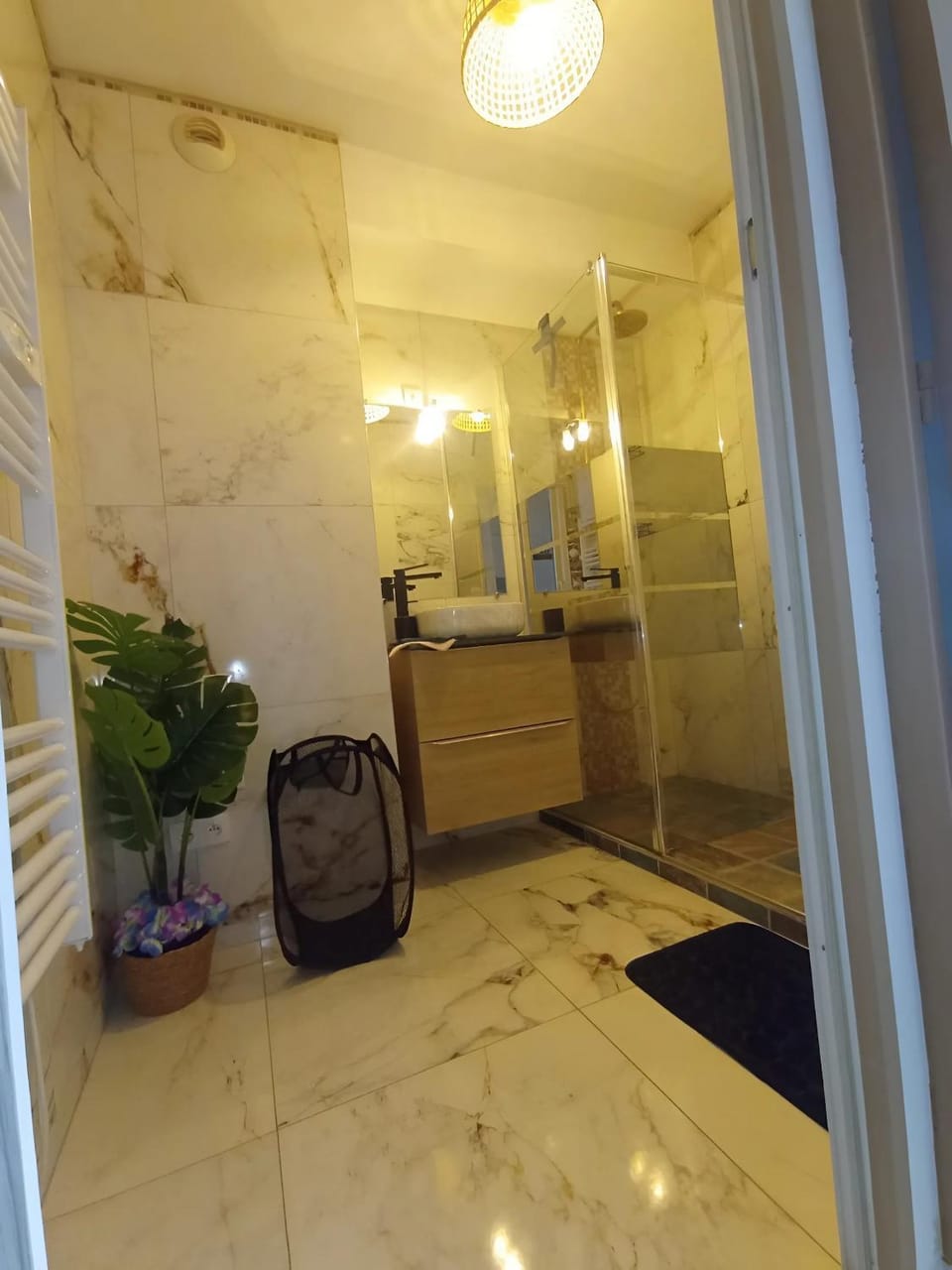 Shower, Bathroom