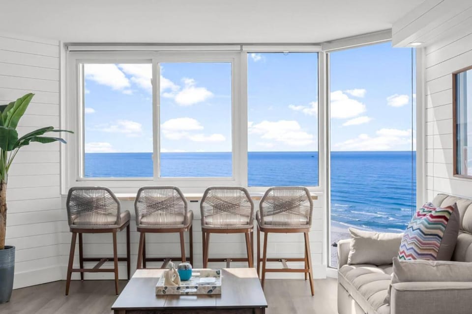 Renovated Beach Front Ocean View Condo TOG 723 House in Panama City Beach