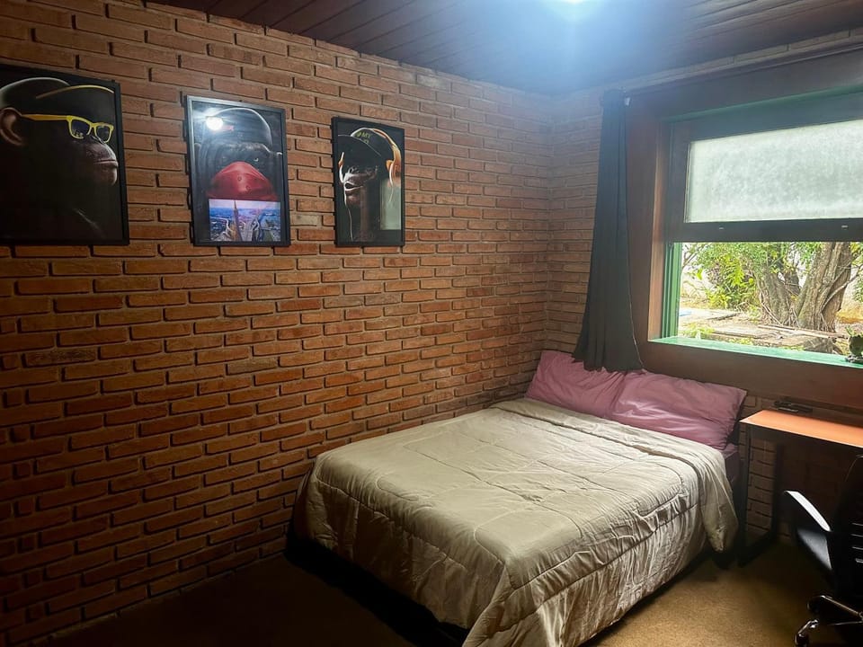 Bed, TV and multimedia, Photo of the whole room, Bedroom, Internal: Not applicable to any particular room