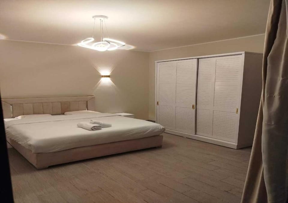 Bed, Photo of the whole room, Bedroom, towels, wardrobe