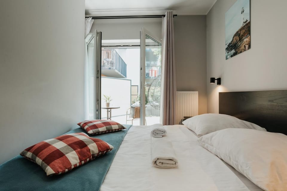 Domus Aurea — Garden, Balcony & Free Parking Apartment in Krakow