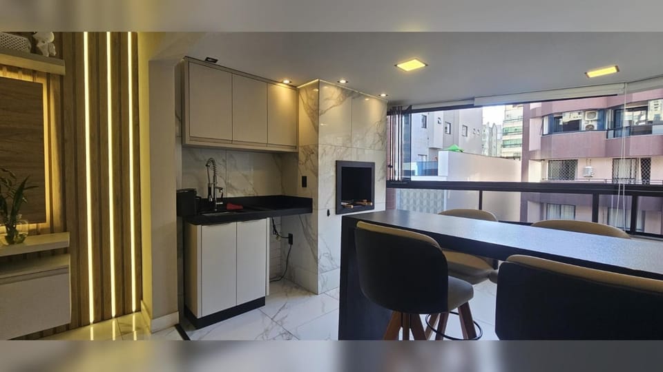 Apto dos Famosos - Conforto e Exclusividade em Meia Praia Apartment in Porto Belo