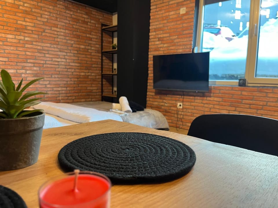 Mickitos Cozy Studio One Apartment in North Macedonia