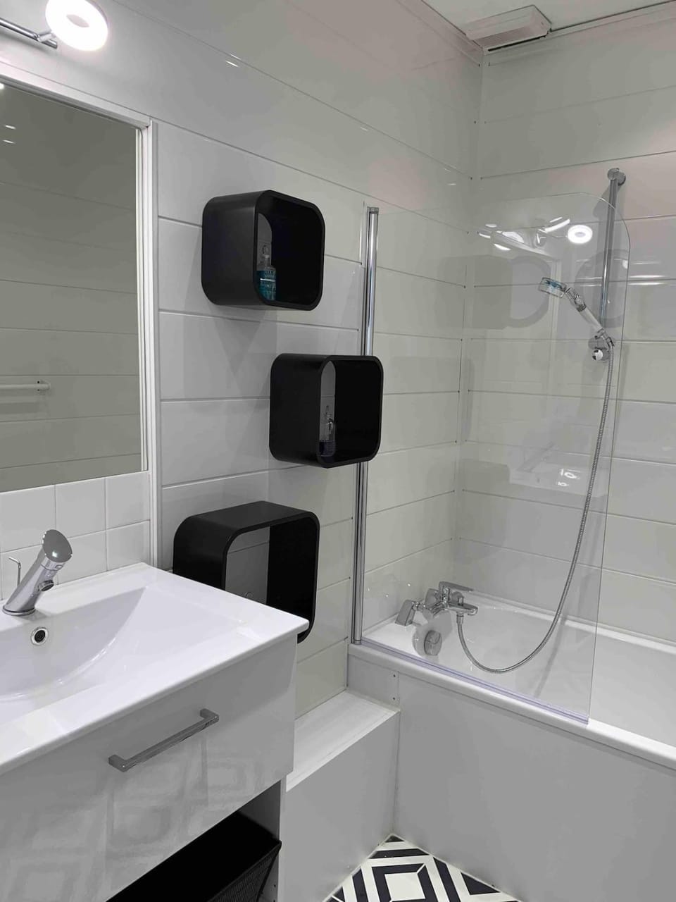 Bathroom, Bath