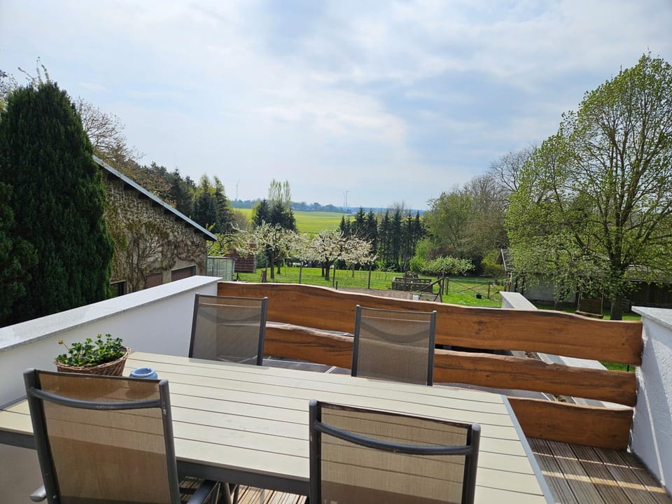 Natural landscape, Garden, View (from property/room), Balcony/Terrace, Garden view