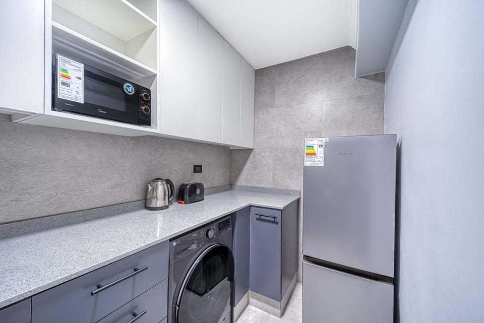 Alto Vitacura I - Stunning City Views Apartment in Providencia