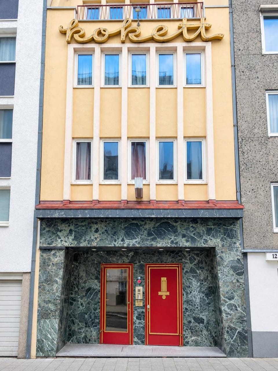 Property building, Facade/entrance