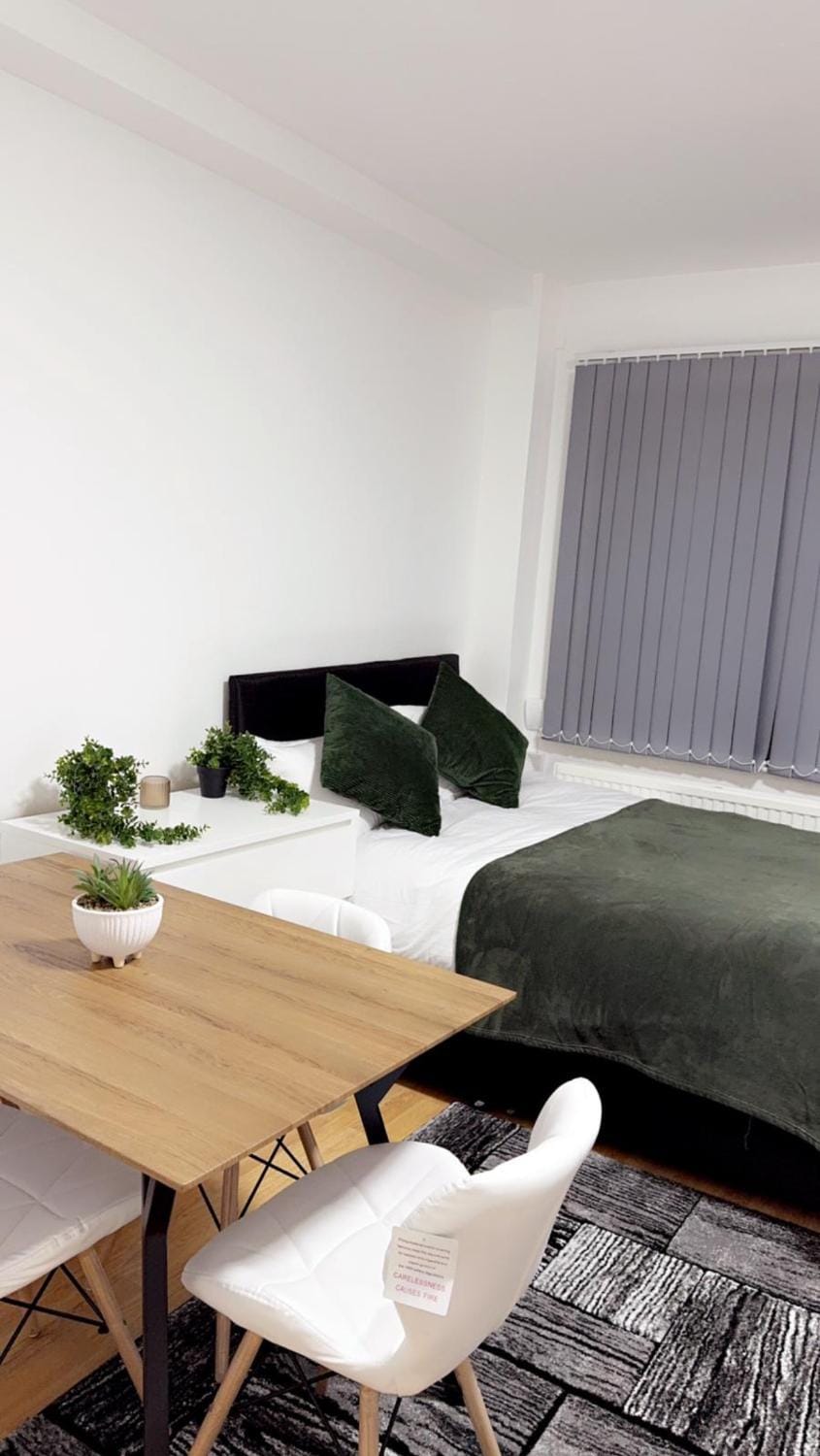 RRR Homes Apartment in London Borough of Islington