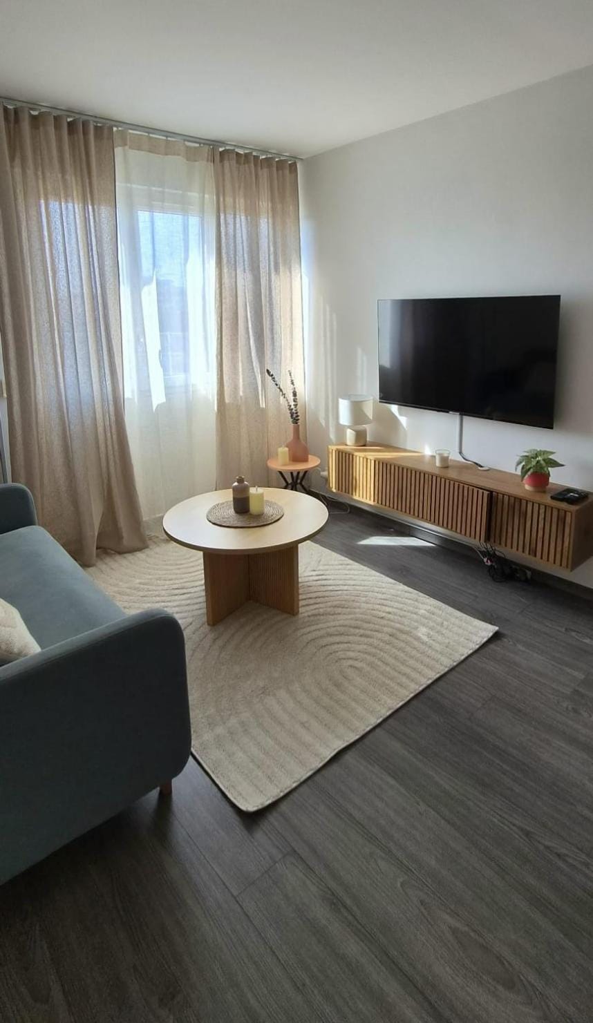 Appartement cosy, espace nuit & parking privé Annecy proche centre Apartment in Annecy