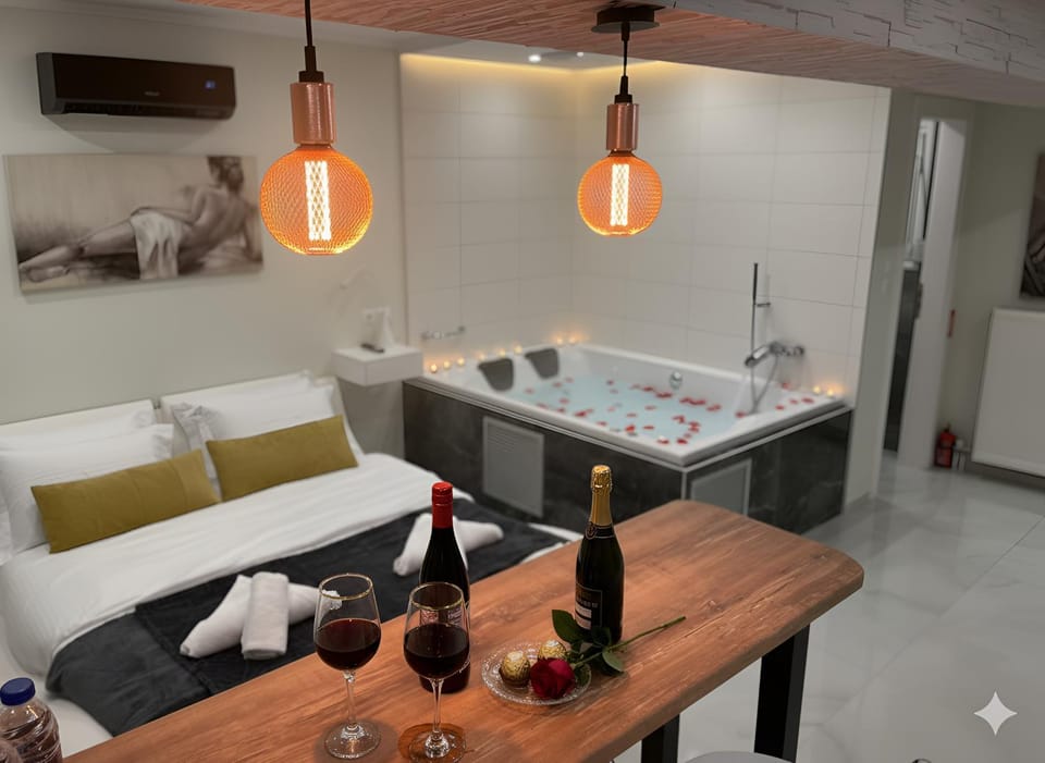 Bed, Bath, air conditioner