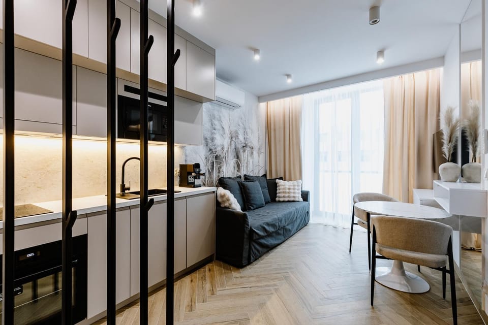 Kitchen or kitchenette, Living room