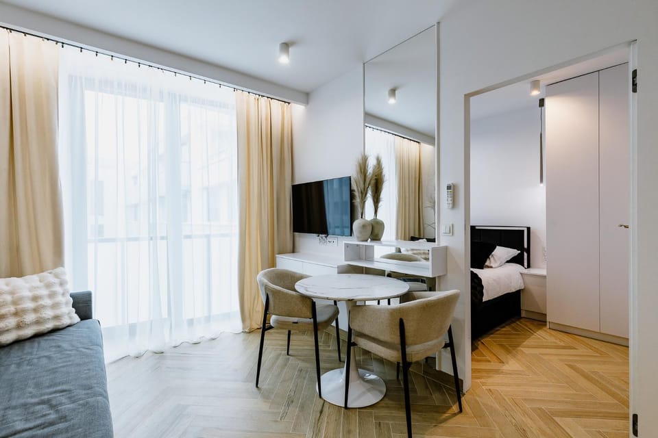 TV and multimedia, Living room, Bedroom