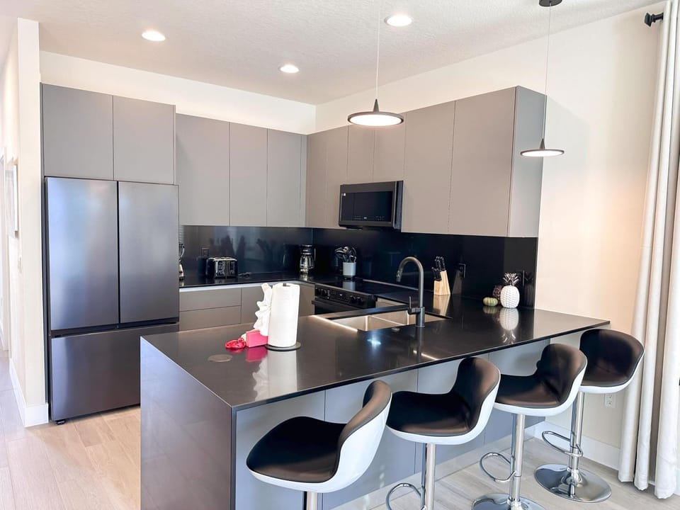 TR1391 – 4 Bedrooms Home with pool near Disney Apartment in Clermont