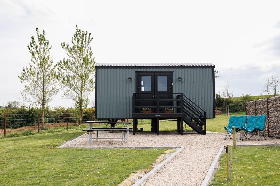 Quarterlands Glamping, Shepherds hut Bracken Luxury tent in Northern Ireland