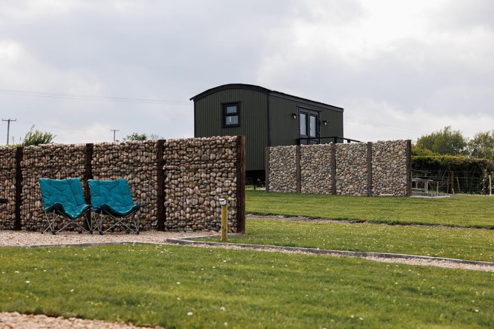 Quarterlands Glamping, Shepherds hut Bramble Luxury tent in Northern Ireland