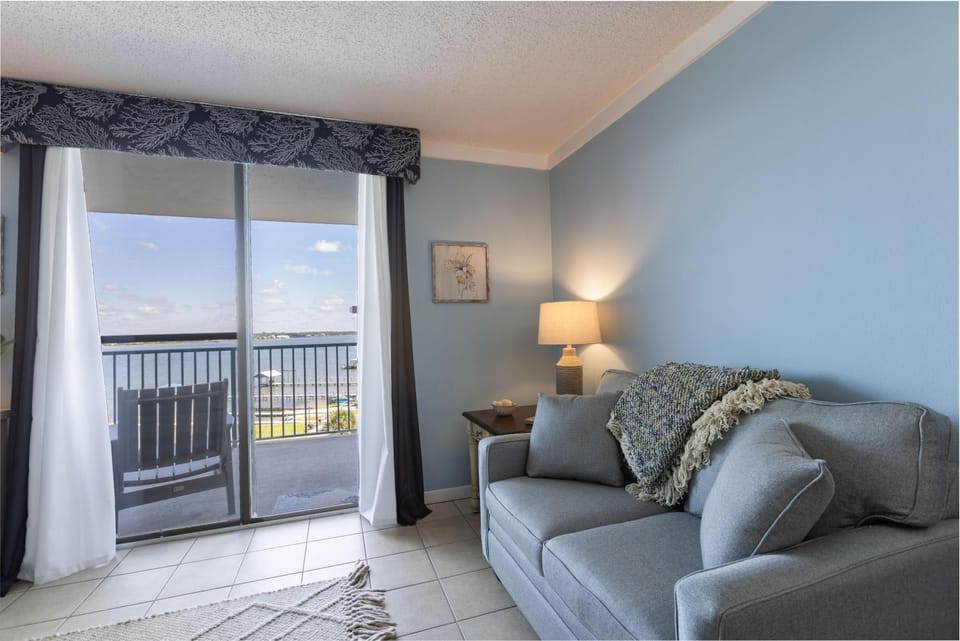 GS Surf & Racquet 602B House in West Beach