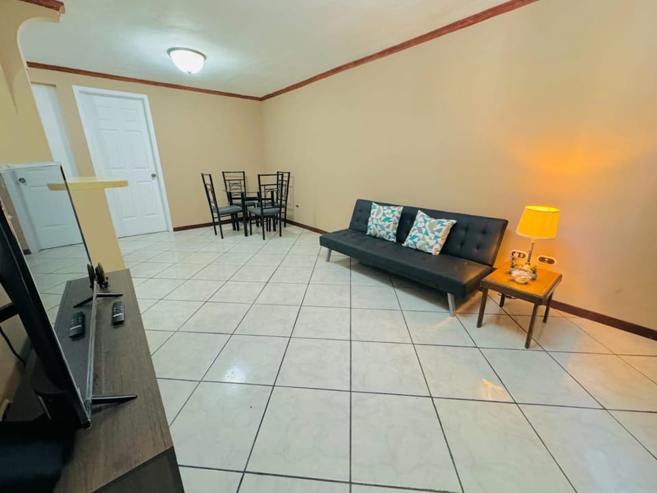 Apartamento completo Ideal para descansar en familia en San Salvador Apartment in San Salvador Department, El Salvador