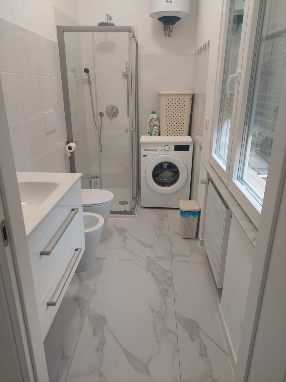 Casa enna Villa in Piacenza