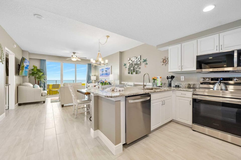 Luxury 3BR Beach Villa Ocean Walk Resort Daytona House in Florida
