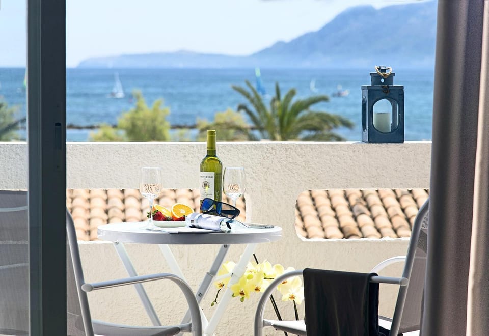 Balcony/Terrace, Alcoholic drinks