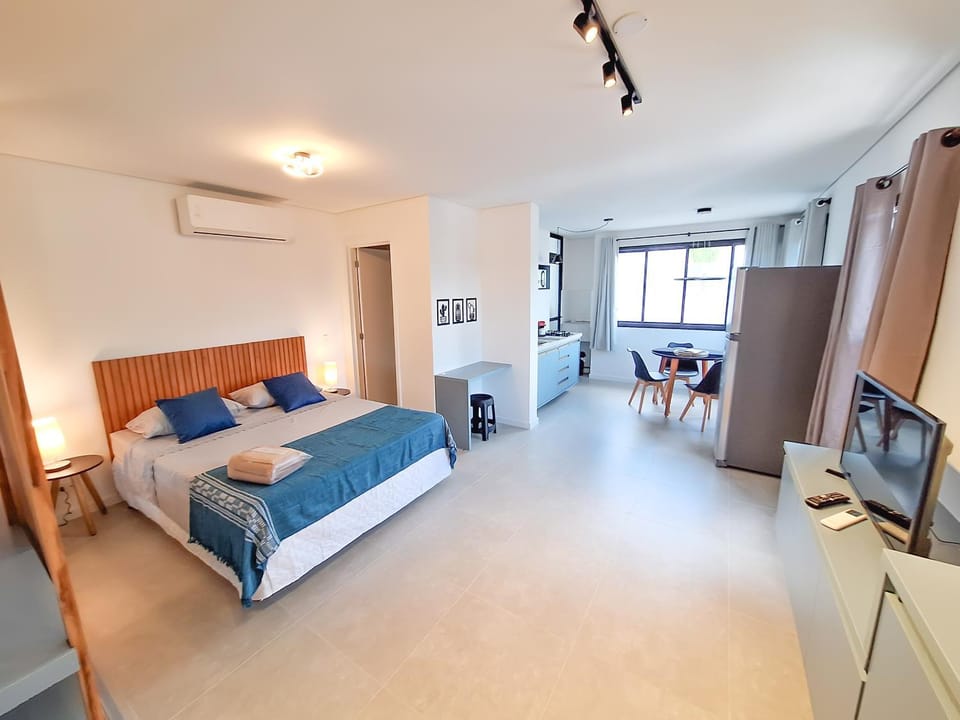 Bed, Photo of the whole room, wardrobe