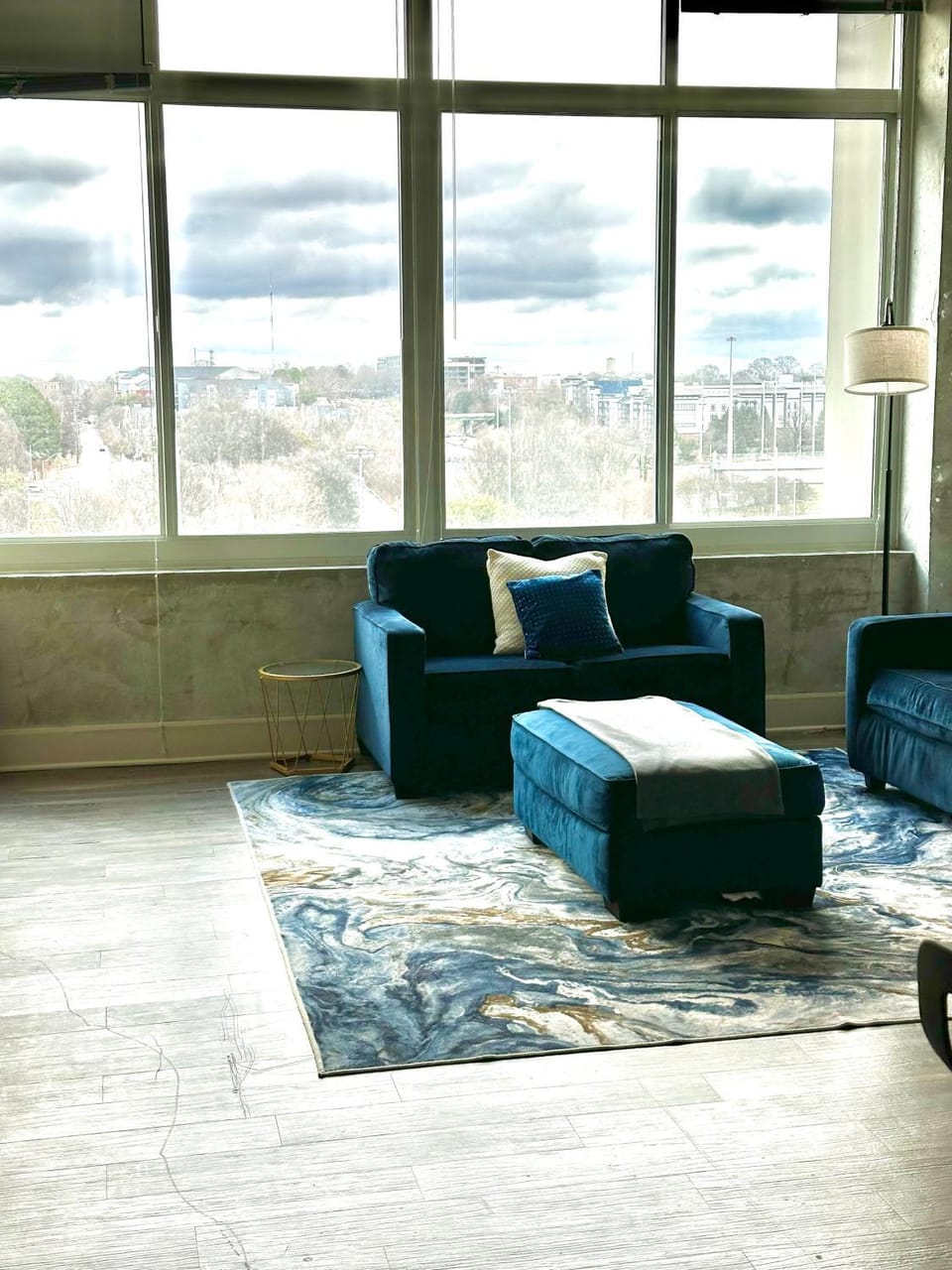 Living room, Seating area