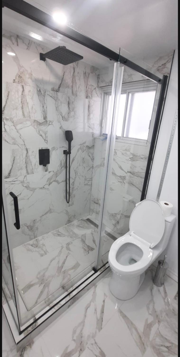 Cute 2 BDR condo Apartment in Laval