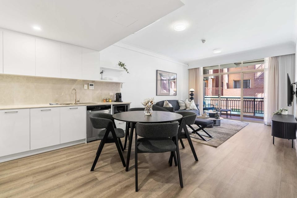 Camperdown Cozy Corner 2 Apartment in Sydney