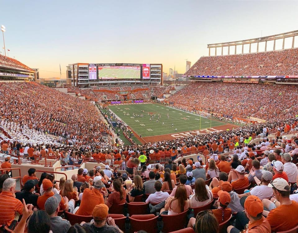 UT Hook 'em Horns SkyLoft Apartment in Austin