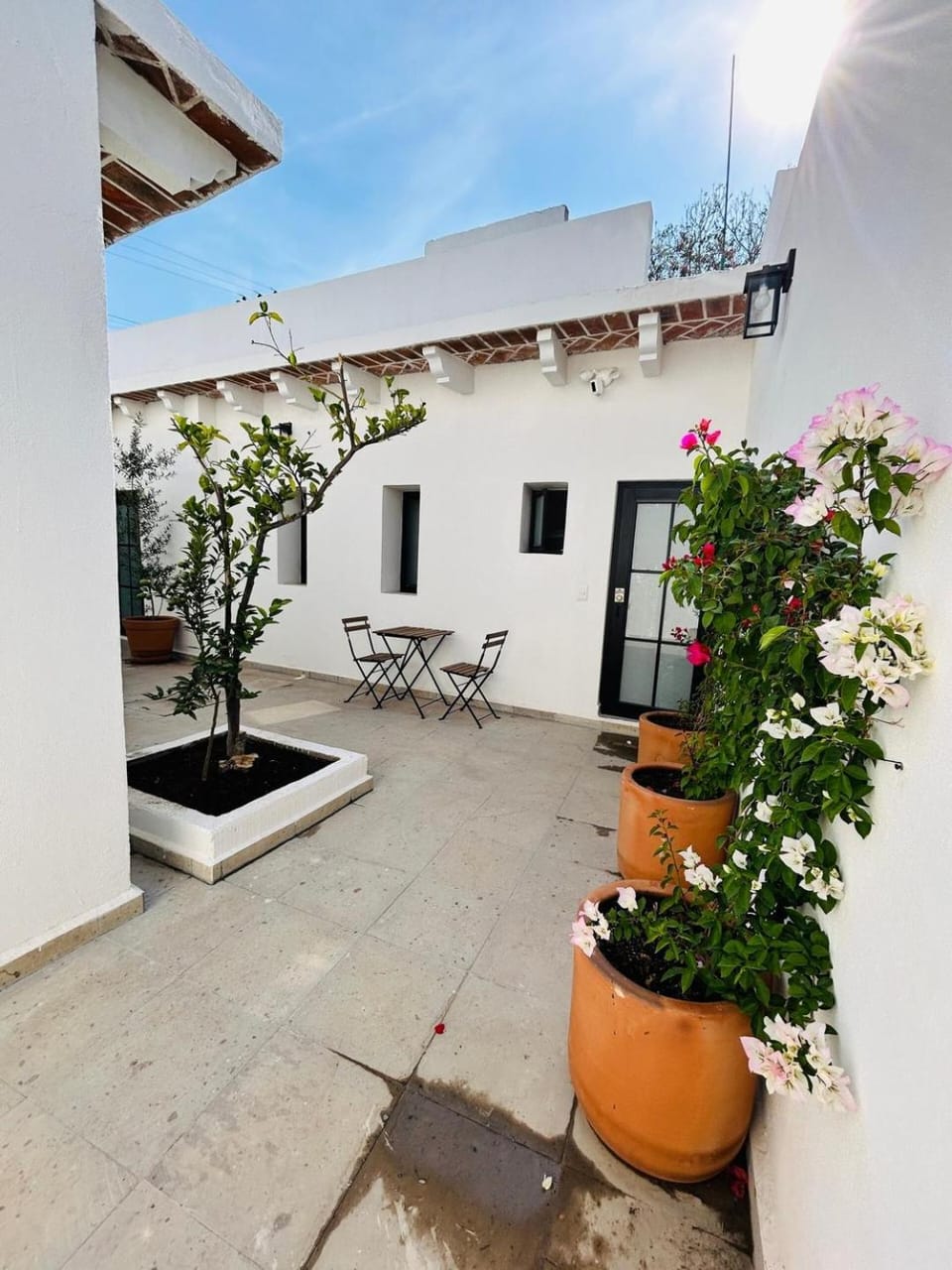 Casa Limones Hermosa casa en el corazon de TX 4px House in Tequisquiapan