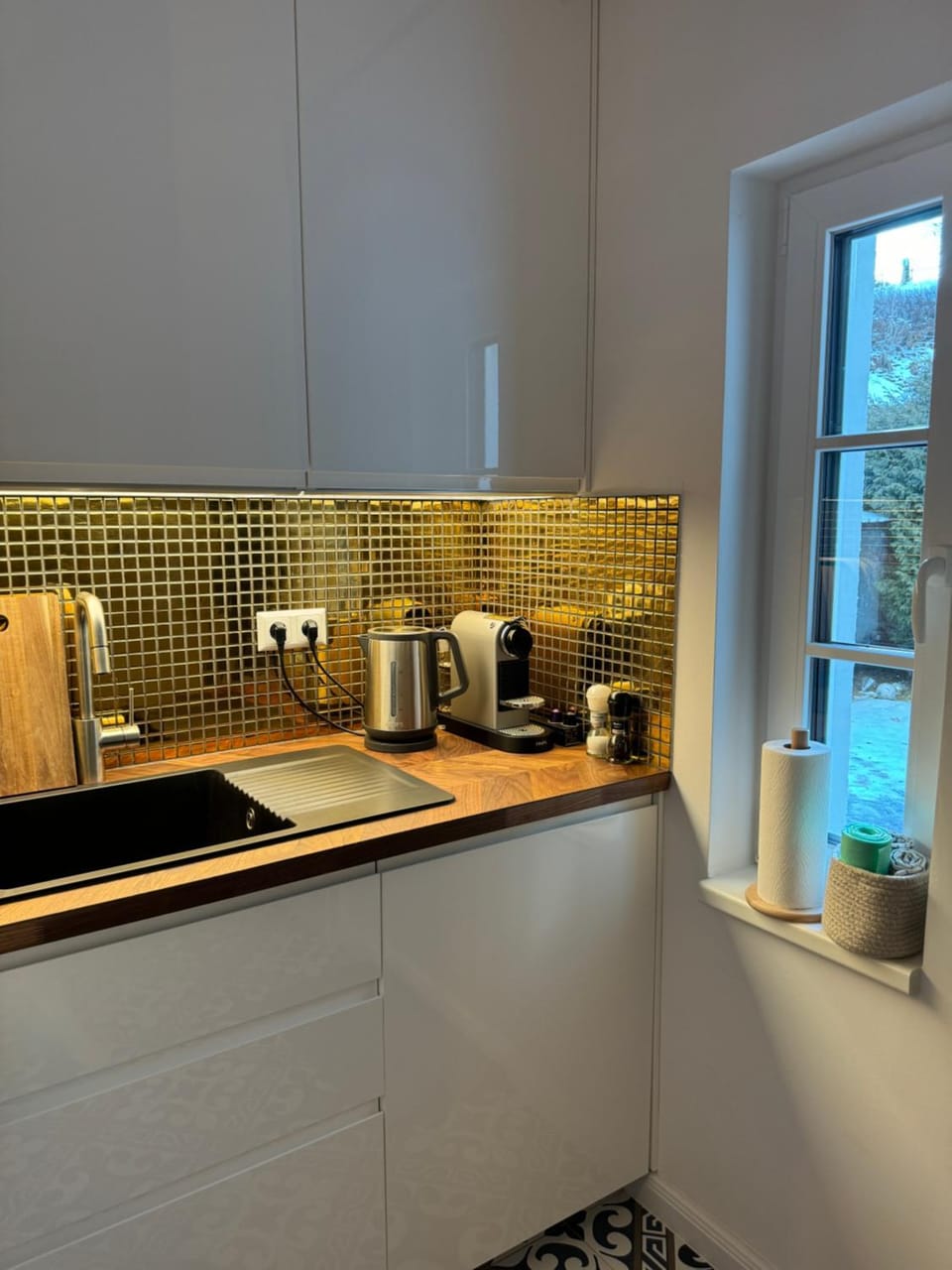 Coffee/tea facilities, Kitchen or kitchenette, minibar, stove, toaster