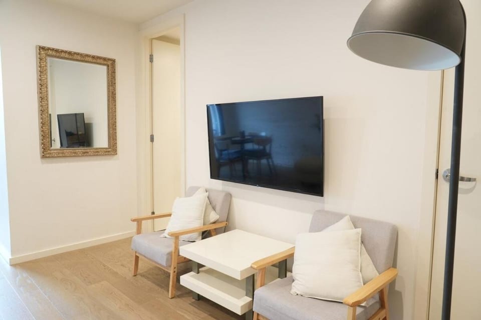 St Kilda Fitzroy St apt in secure luxury building Apartment in Saint Kilda