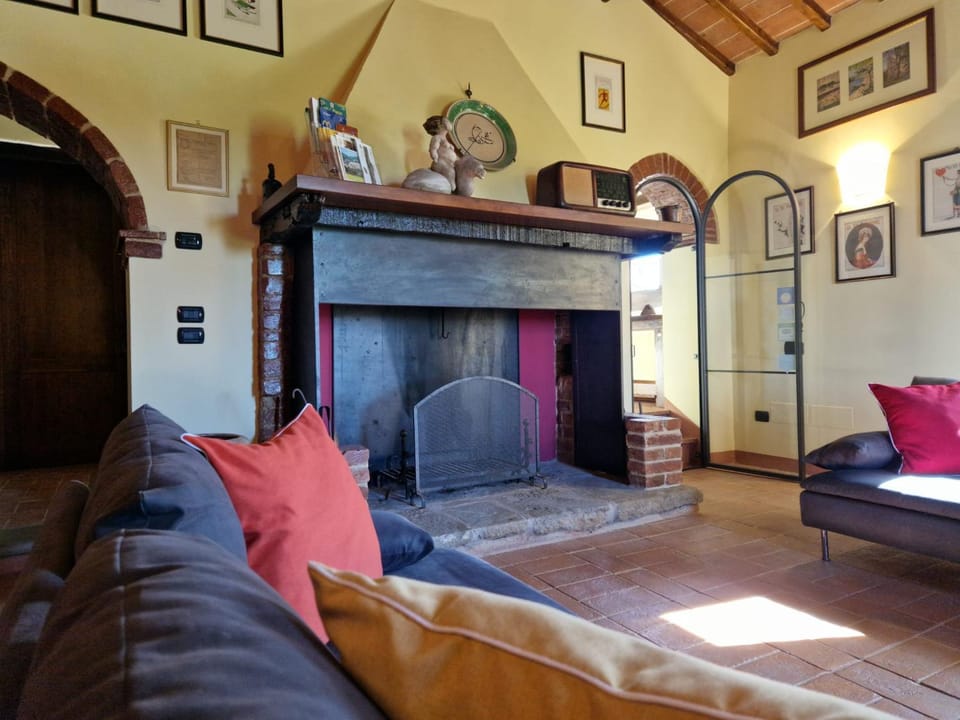 Living room, Seating area, flat iron