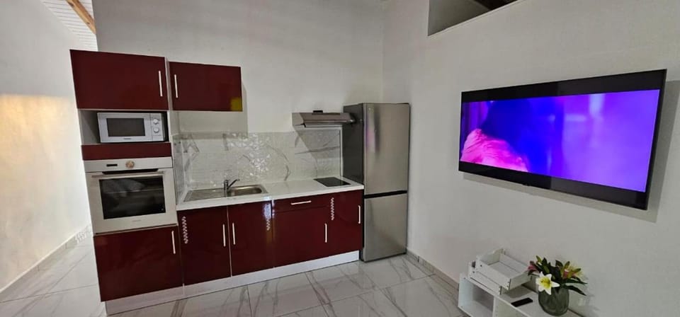 Dyna condo two Apartment in Leeward Islands
