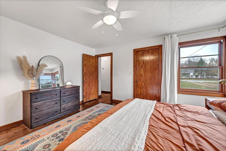 The Fox Den House in Siloam Springs