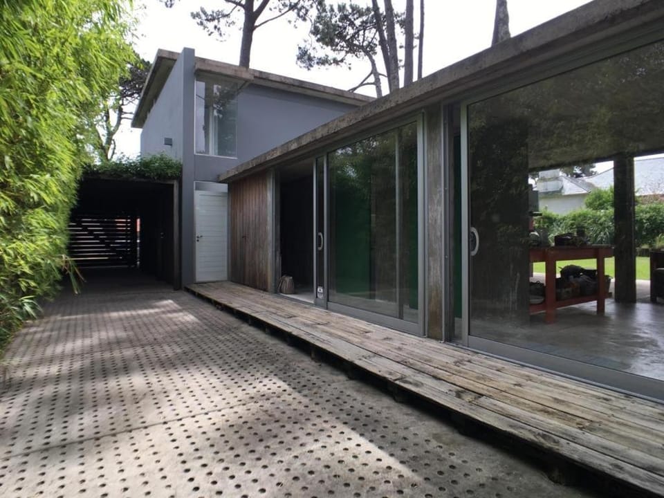Biutiful Architecture house near everything House in Punta del Este